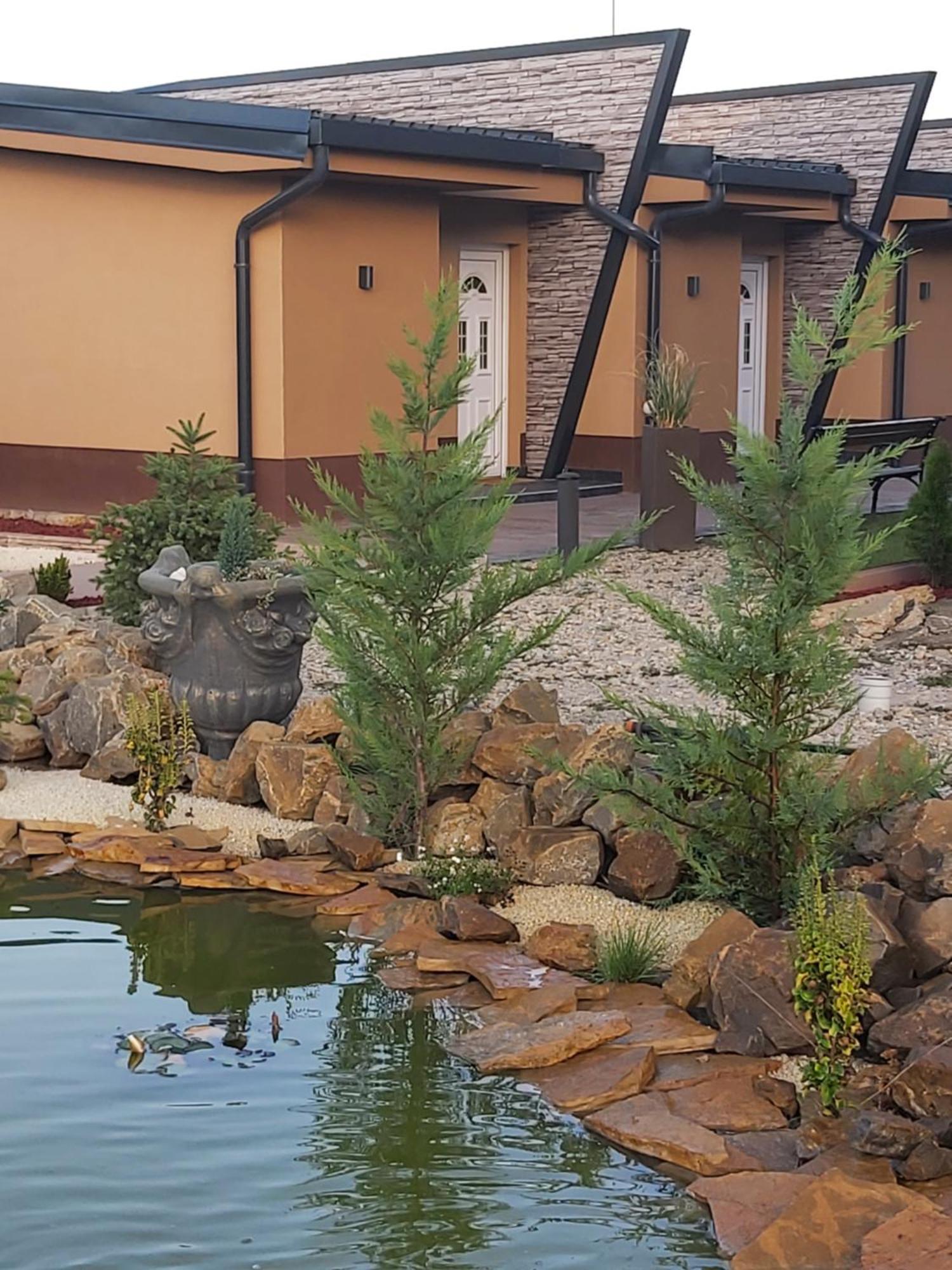 Filigran Aparthotel Palić Buitenkant foto